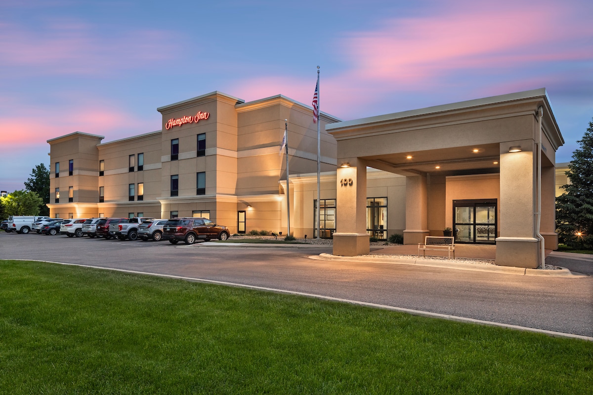 Hampton Inn Fairmont