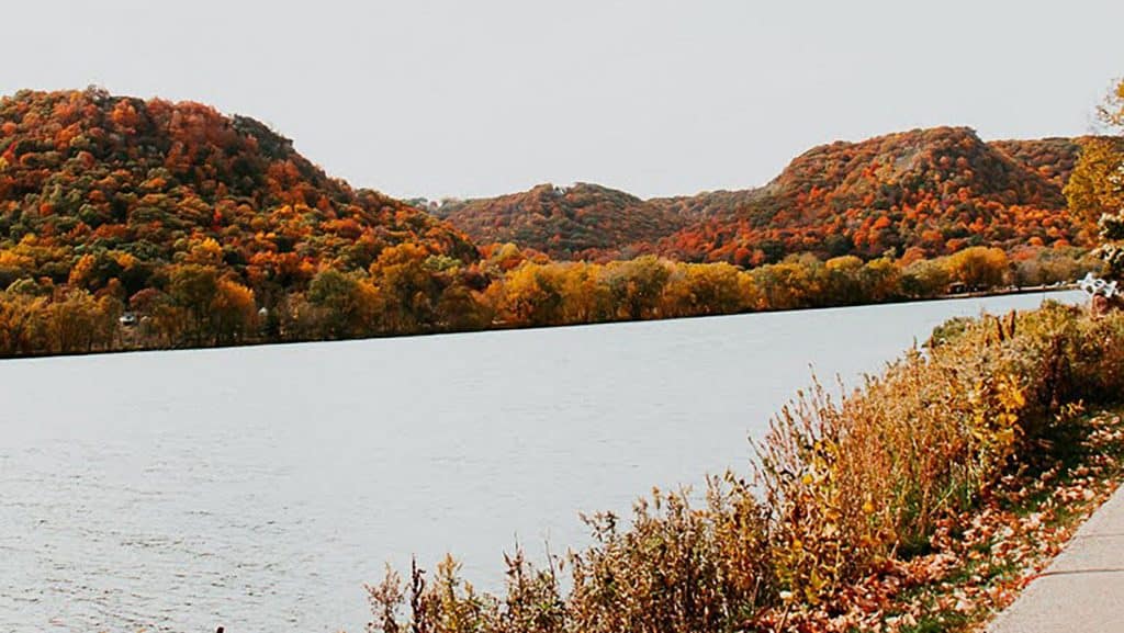 Minnesota Fall Colors on Sugar Loaf in Garvin Heights