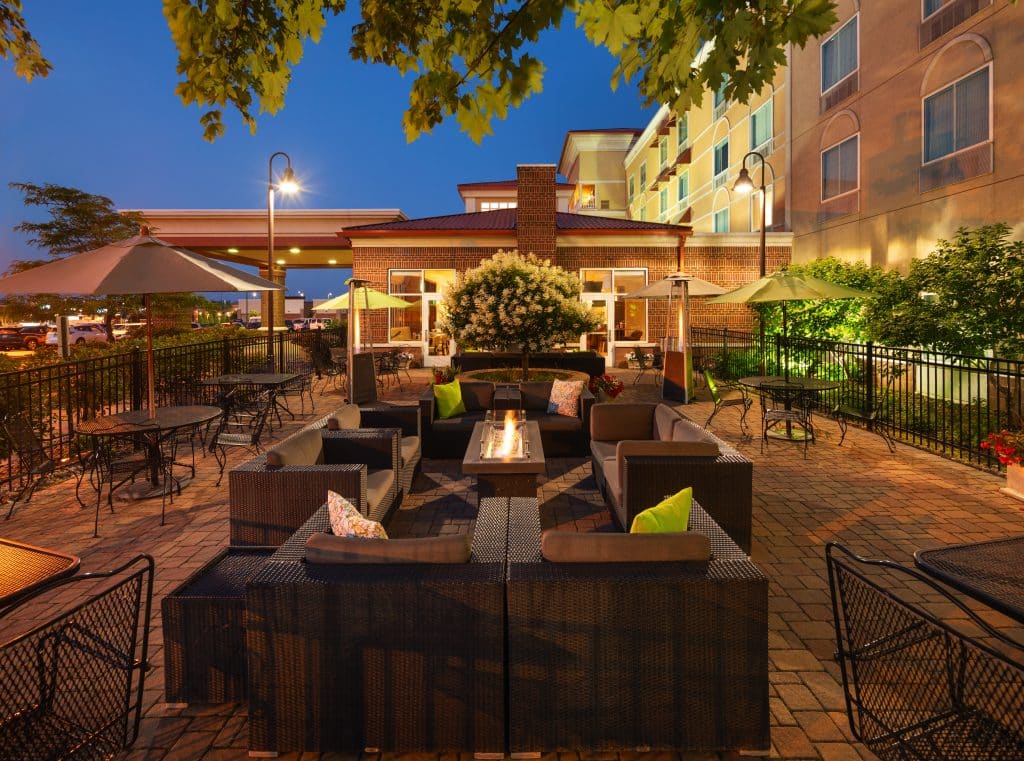 Holiday Inn Maple Grove/Arbor Lakes