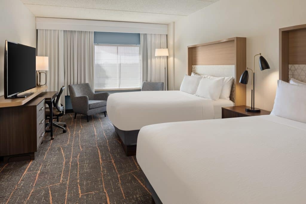 Holiday Inn Maple Grove/Arbor Lakes